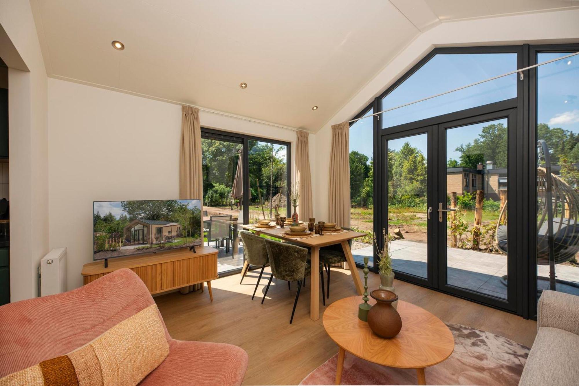 Veluwepark De Bosgraaf | Comfort Met Hottub Lieren Δωμάτιο φωτογραφία