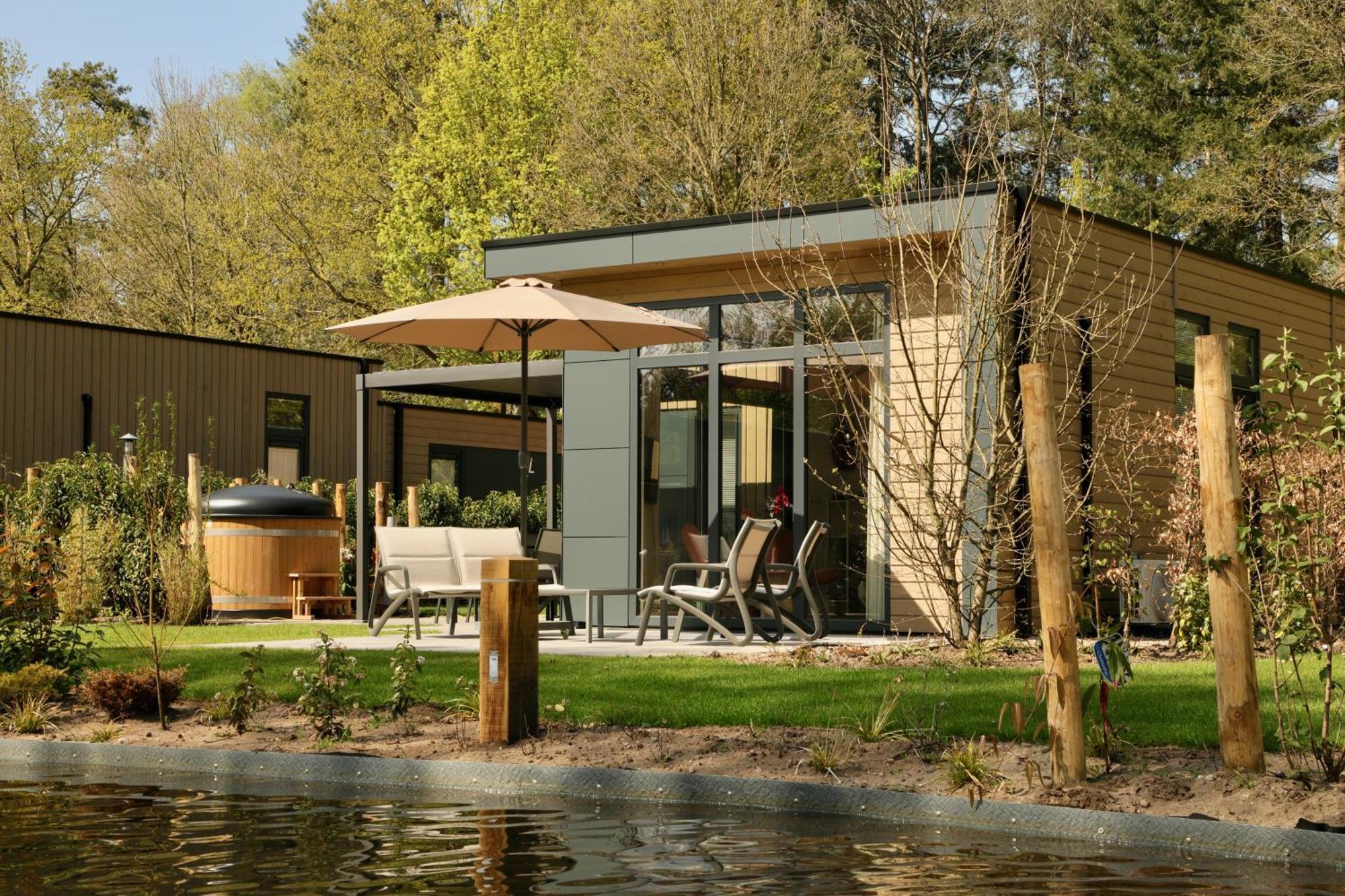 Veluwepark De Bosgraaf | Comfort Met Hottub Lieren Εξωτερικό φωτογραφία